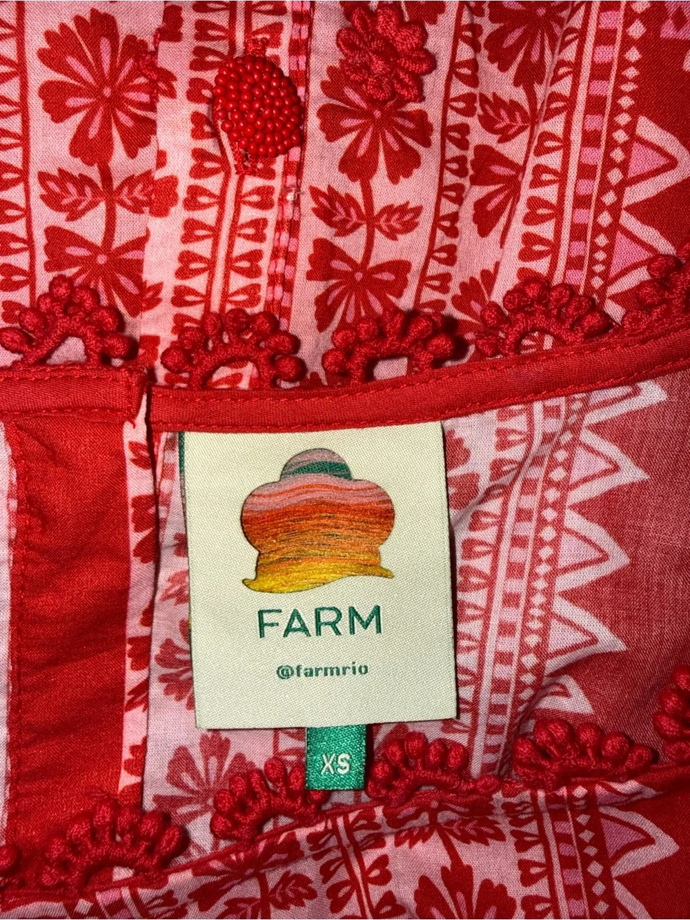 FARM RIO Flora Tapestry Appliqué Puff Sleeve Red Beaded Button Back Blouse XS S